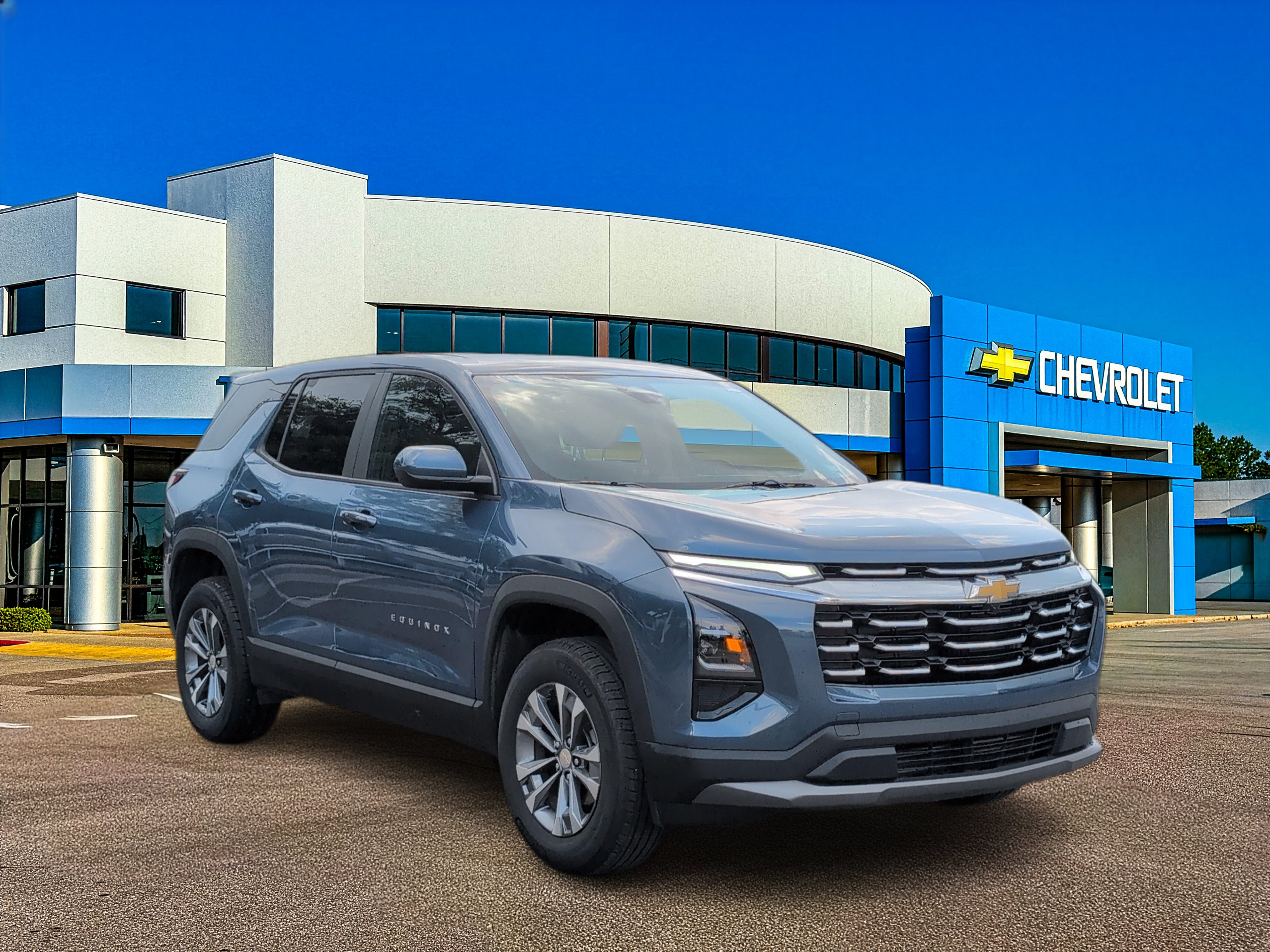 Used 2026 Chevrolet Equinox LT AWD/4WD image 9