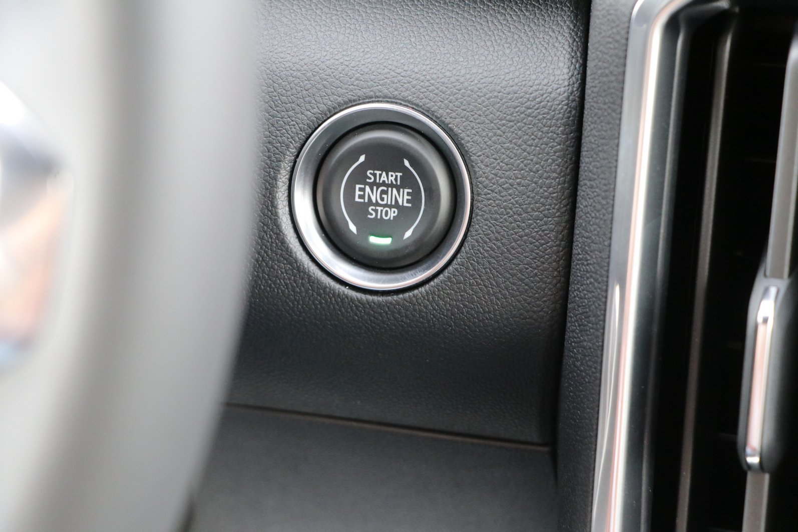 New 2026 GMC Acadia Elevation AWD/4WD image 23