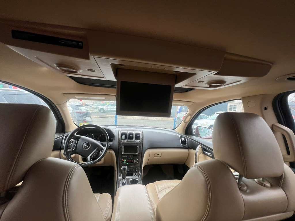 Used 2011 GMC Acadia Denali image 26
