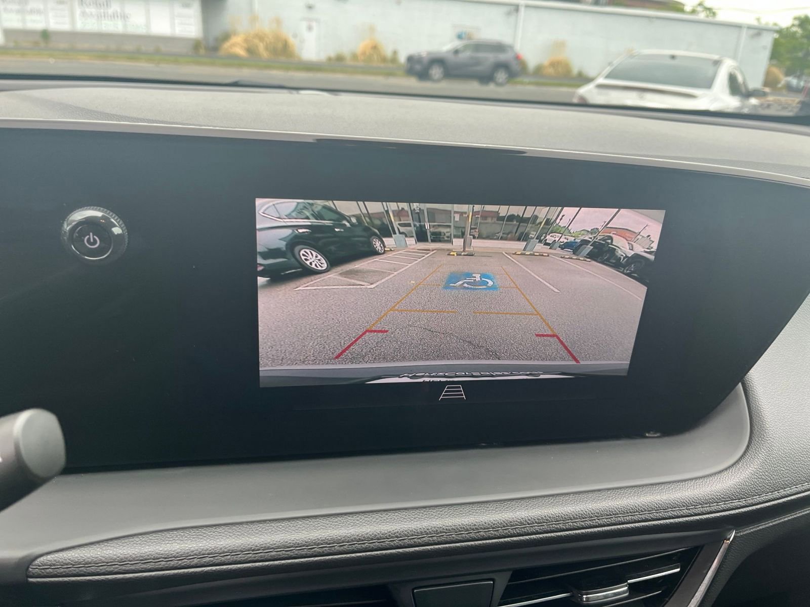 Used 2025 Buick Encore GX Preferred FWD image 22