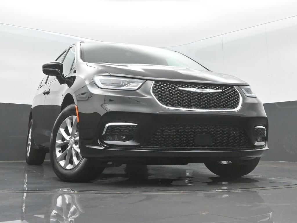 New 2026 Chrysler Pacifica Select image 25