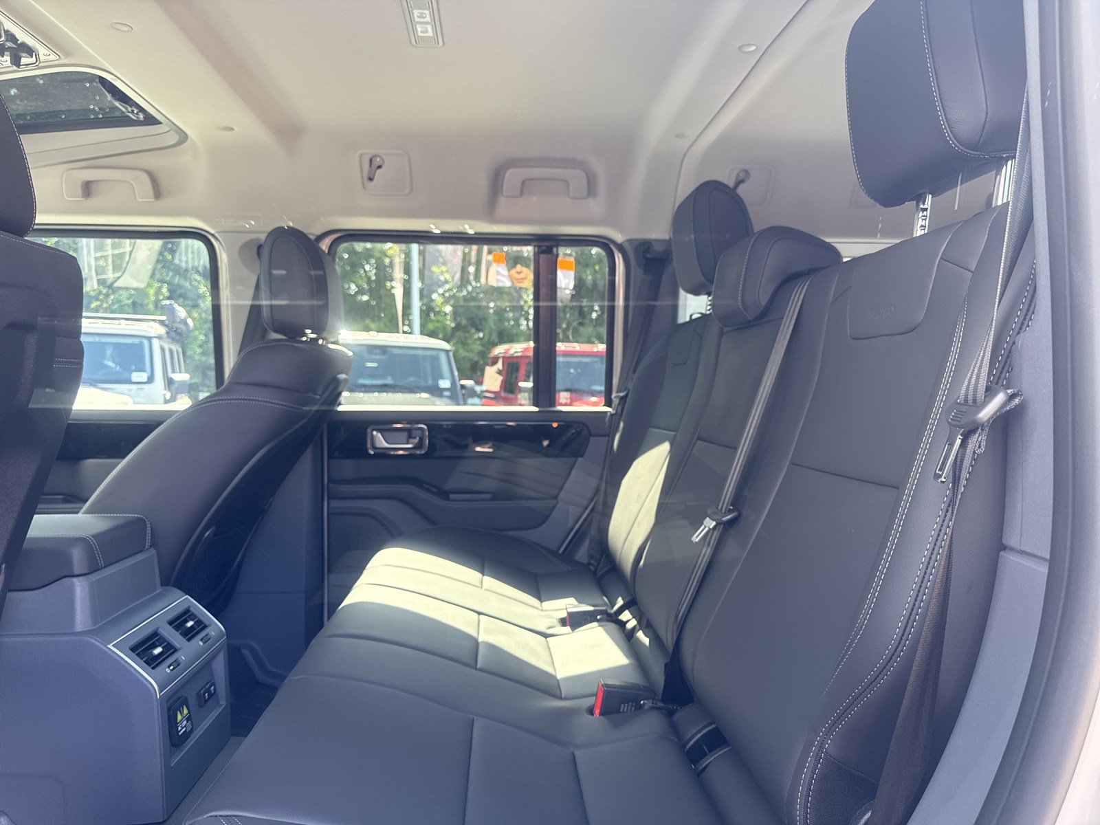 New 2026 INEOS Grenadier Station Wagon AWD/4WD image 25