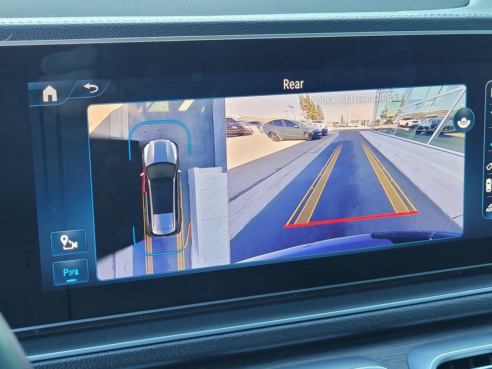 Used 2024 Mercedes-Benz GLS 450 4MATIC image 27