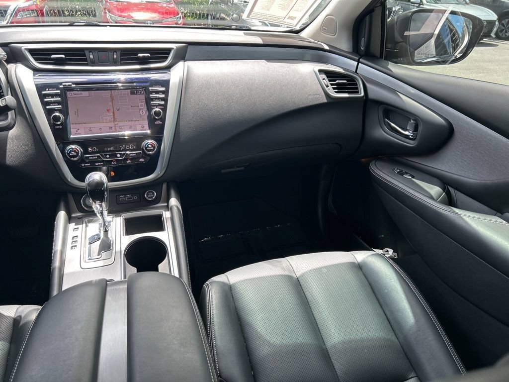 Certified 2023 Nissan Murano SL w/ Cargo Package FWD image 13