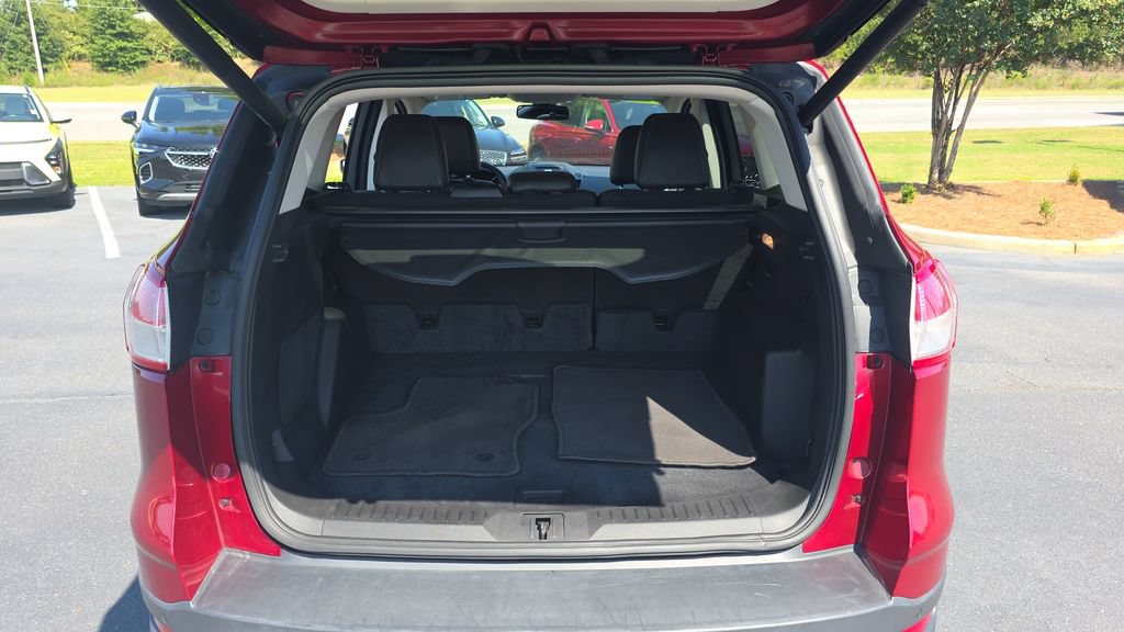 Used 2016 Ford Escape Titanium FWD image 9