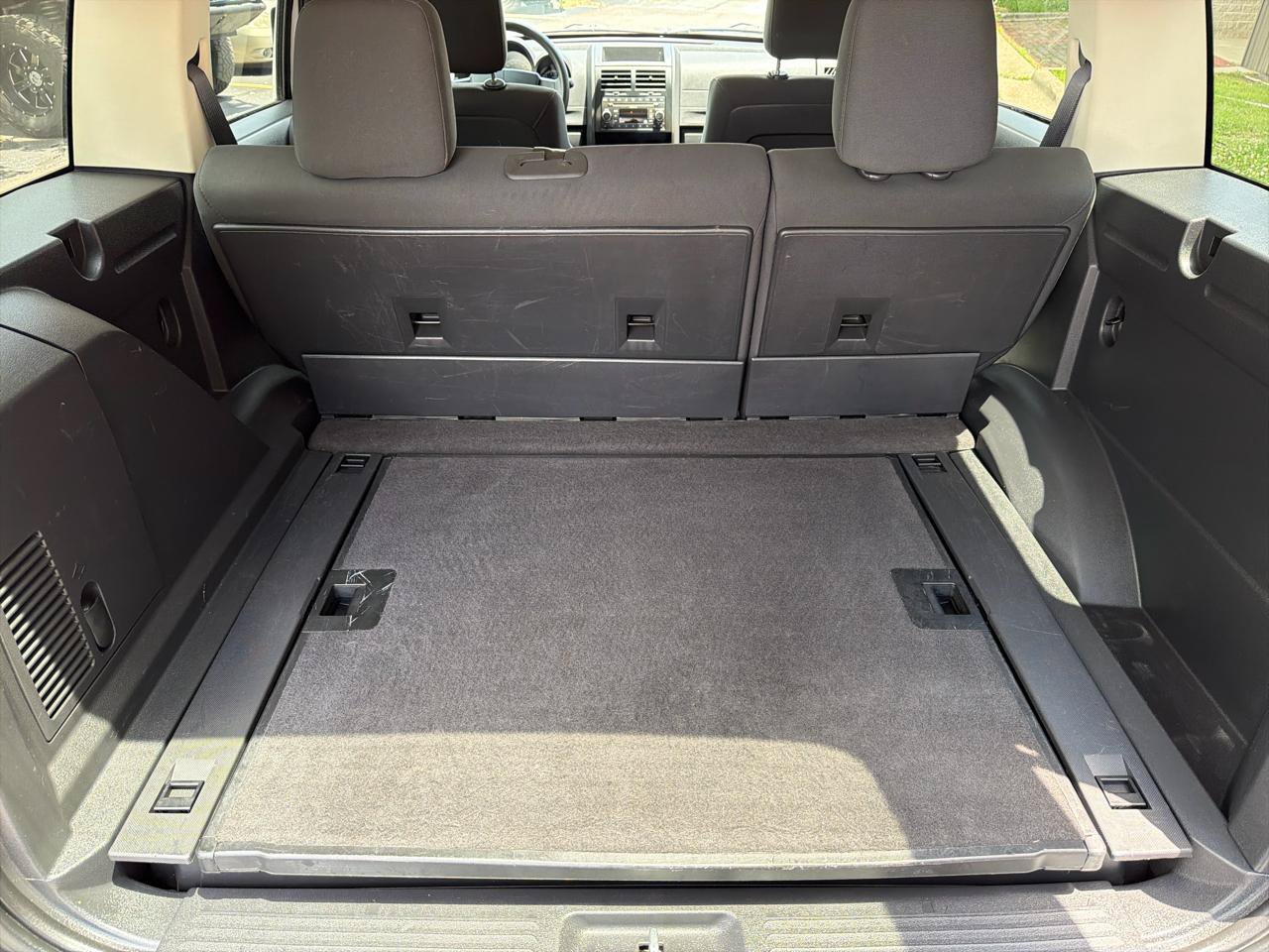 Used 2008 Dodge Nitro SXT RWD image 22