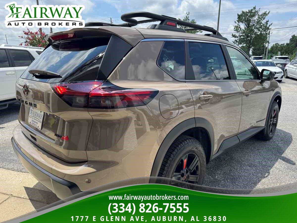 Used 2025 Nissan Rogue SV w/ Rock Creek Premium Package AWD/4WD image 6