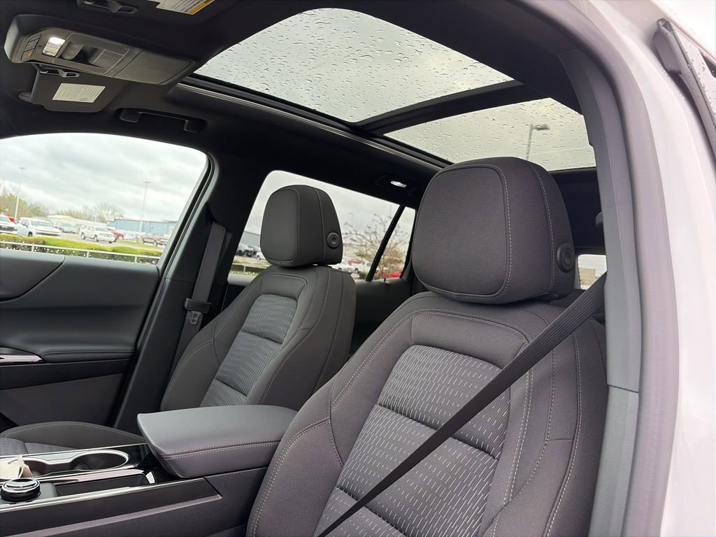 New 2026 Chevrolet Equinox LT w/ LPO, Floor Liner Package FWD image 48