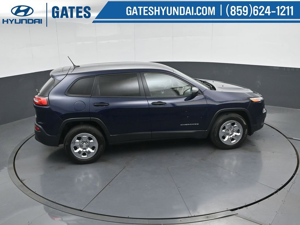 Used 2016 Jeep Cherokee Sport AWD/4WD image 41