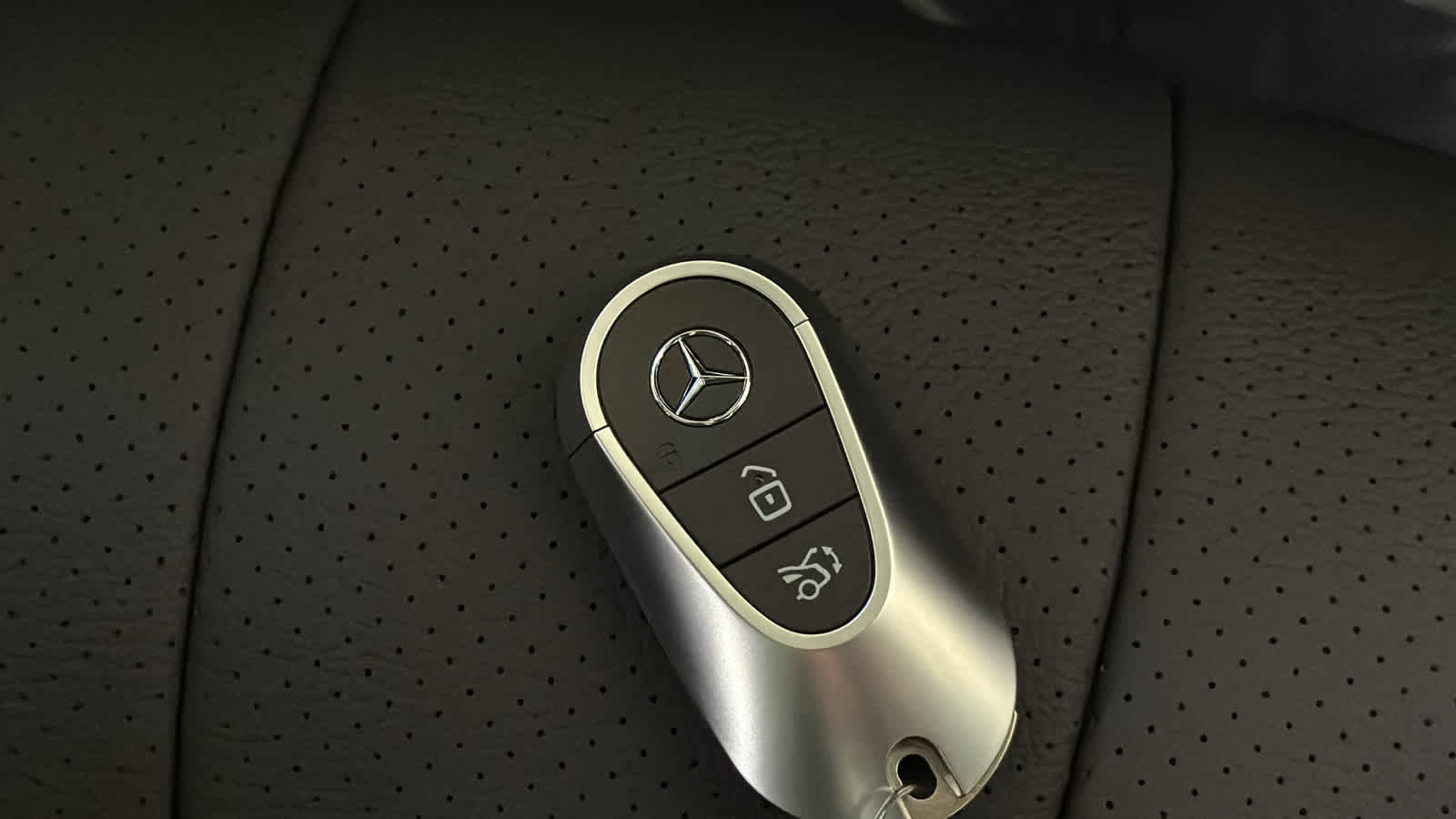 New 2026 Mercedes-Benz E 450 4MATIC Sedan image 37