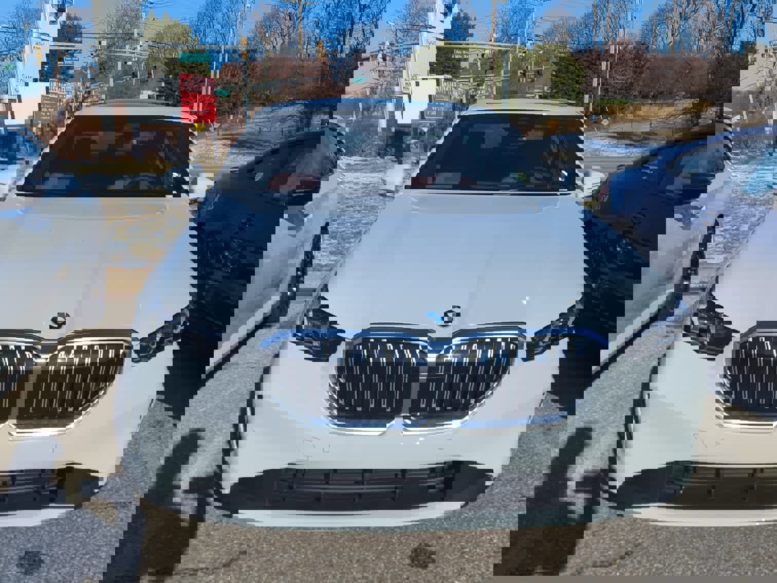 Used 2025 BMW 530i xDrive image 2