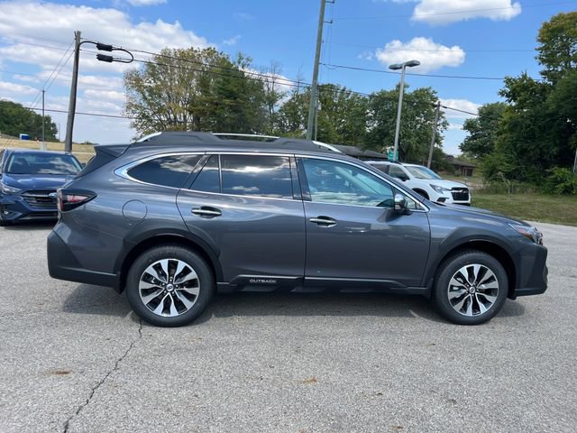 New 2025 Subaru Outback Touring w/ Popular Package #2 image 8
