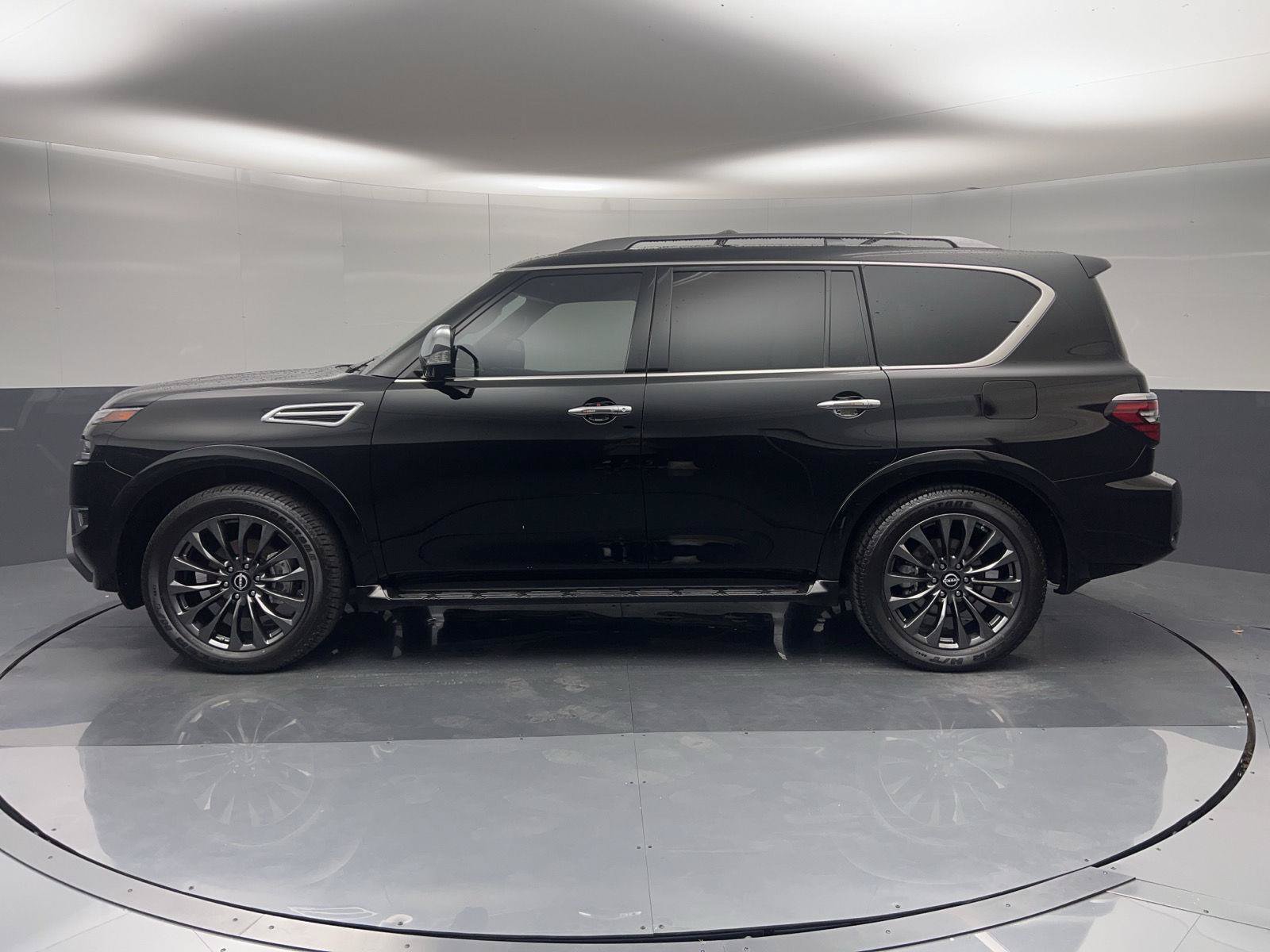Used 2023 Nissan Armada Platinum w/ Captain's Chairs Package AWD/4WD image 35