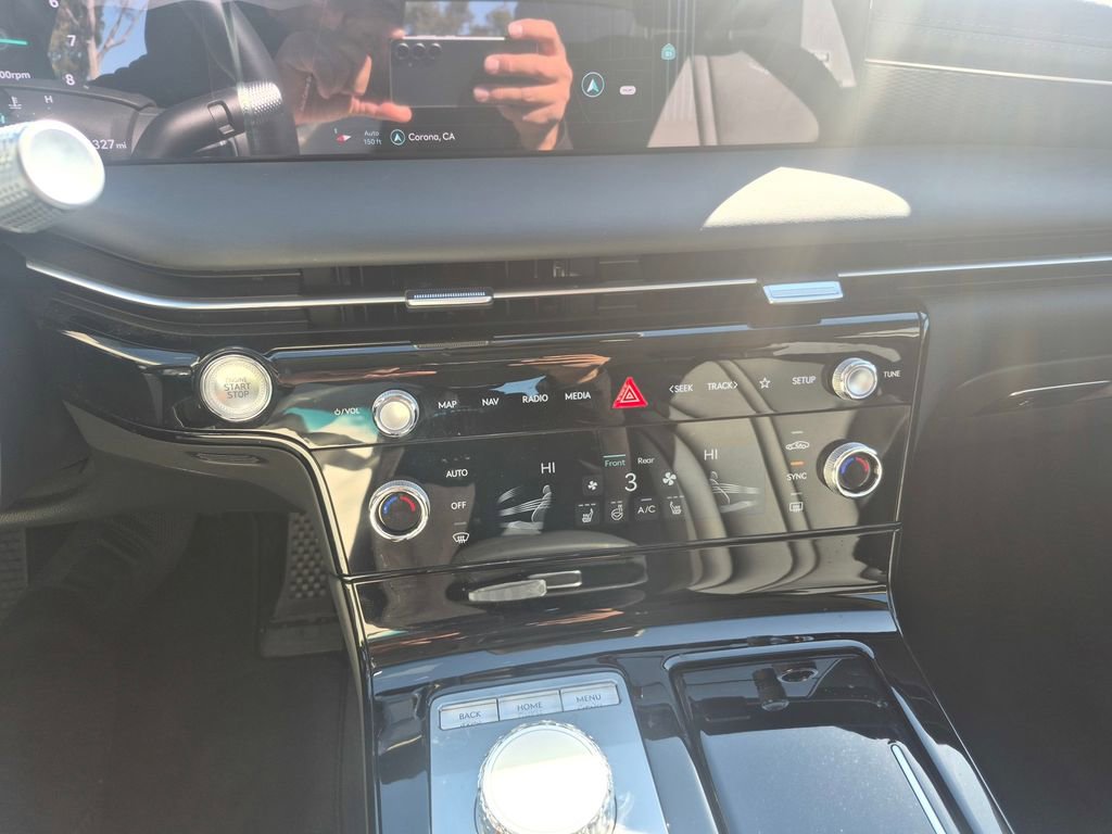 Used 2026 Genesis G80 2.5T image 14