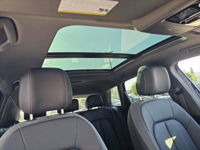 Used 2023 Audi Q4 e-tron Premium Plus w/ Premium Plus RWD image 3