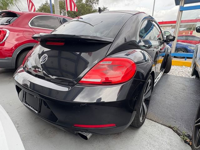 Used 2013 Volkswagen Beetle Turbo image 4