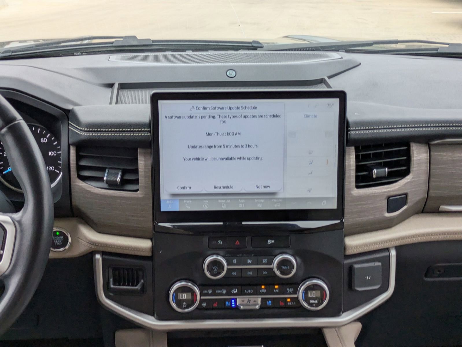 Used 2024 Ford Expedition Max Limited image 17