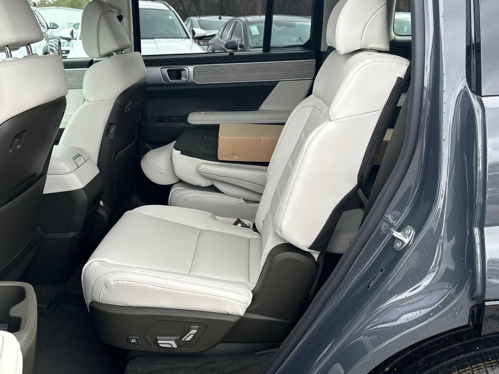 New 2025 Hyundai Santa Fe Calligraphy image 16