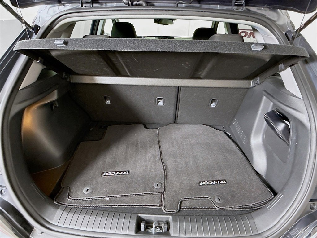 Certified 2022 Hyundai Kona SEL w/ Convenience Package image 29