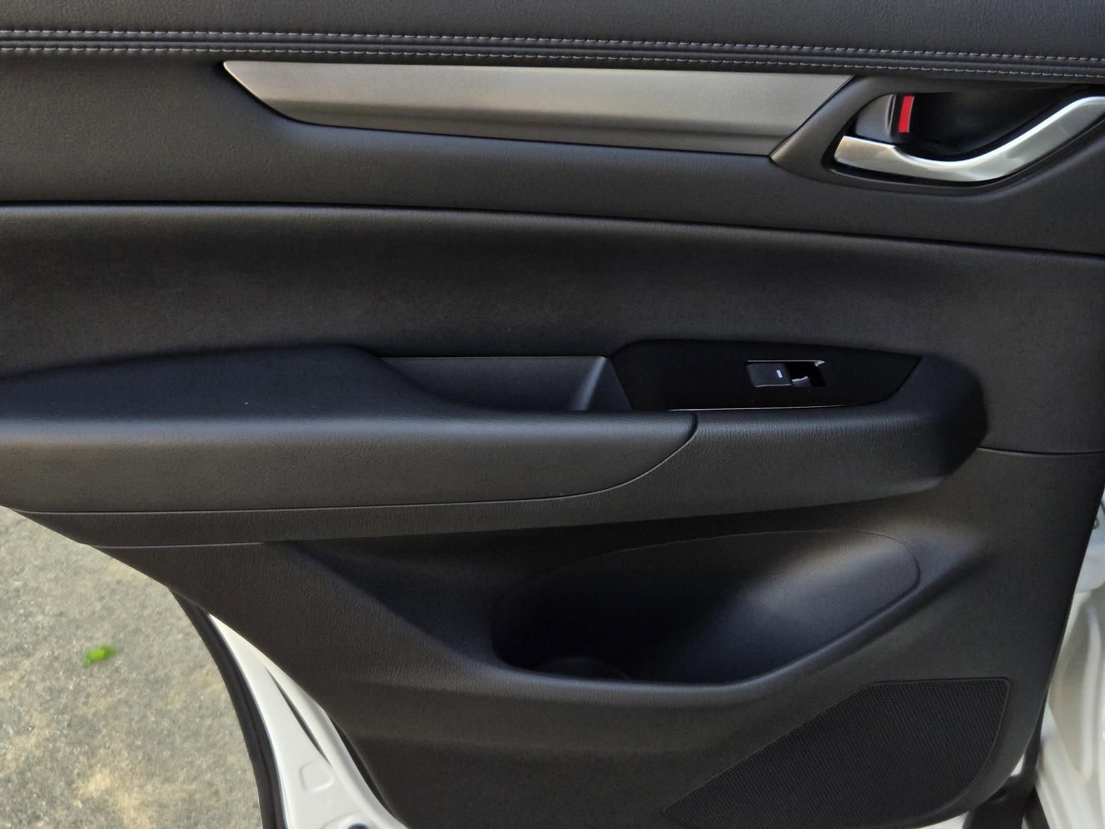 Certified 2025 MAZDA CX-5 AWD 2.5 S w/ Preferred Package image 12