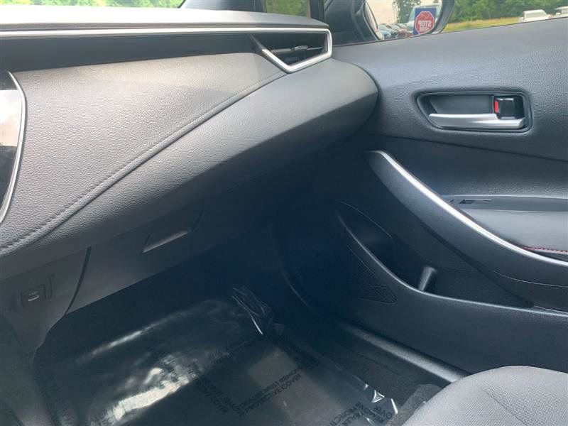 Used 2023 Toyota Corolla SE w/ SE Premium Package image 27