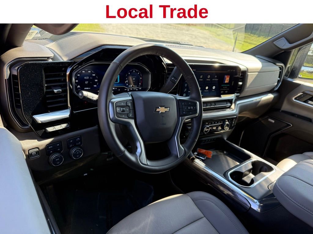 Used 2024 Chevrolet Silverado 3500 LTZ w/ LTZ Plus Package image 3