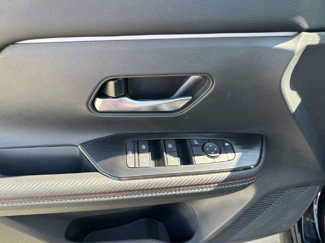 New 2027 Nissan Kicks SR FWD image 22
