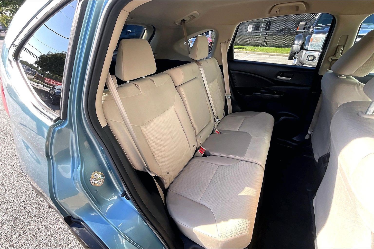 Used 2016 Honda CR-V SE image 31