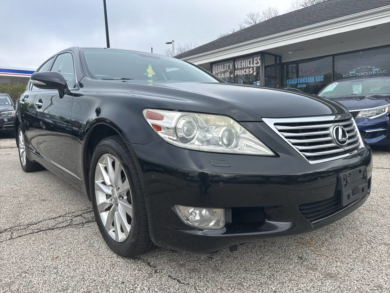 Used 2011 Lexus LS 460 AWD w/ Comfort Pkg image 29