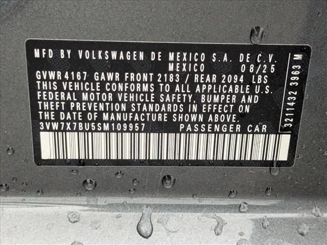 New 2025 Volkswagen Jetta SE image 18