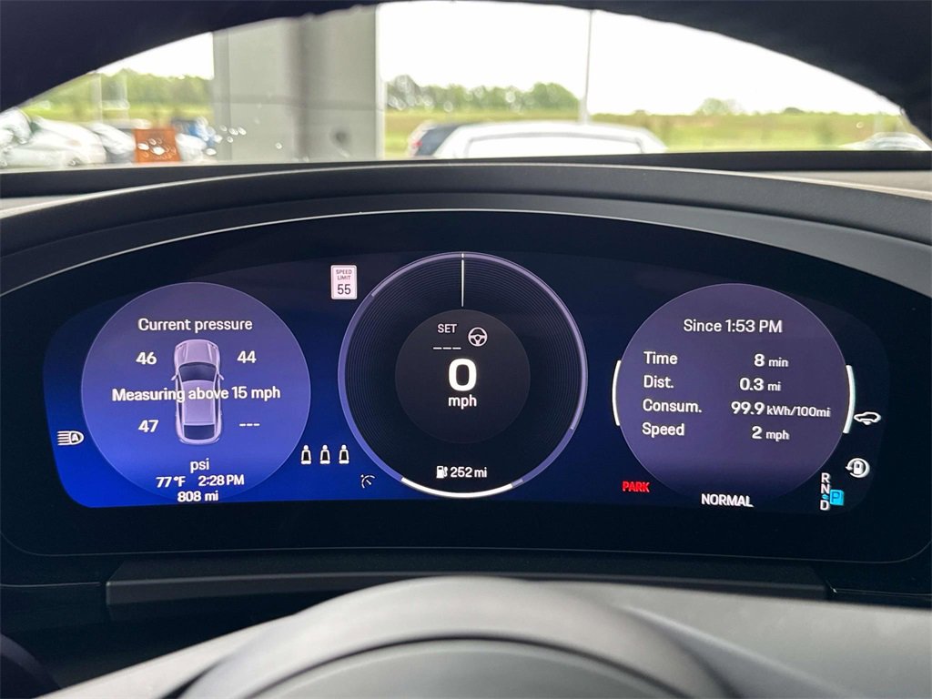 Used 2025 Porsche Macan 4S Electric image 19