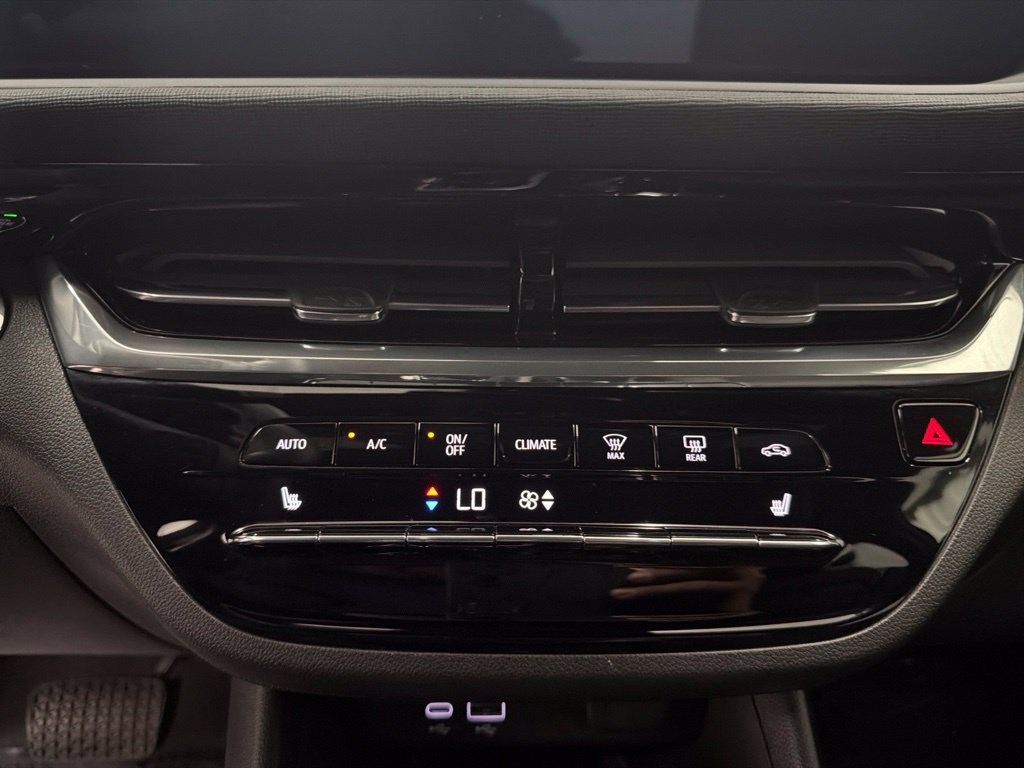 Used 2025 Buick Envista Avenir FWD image 18