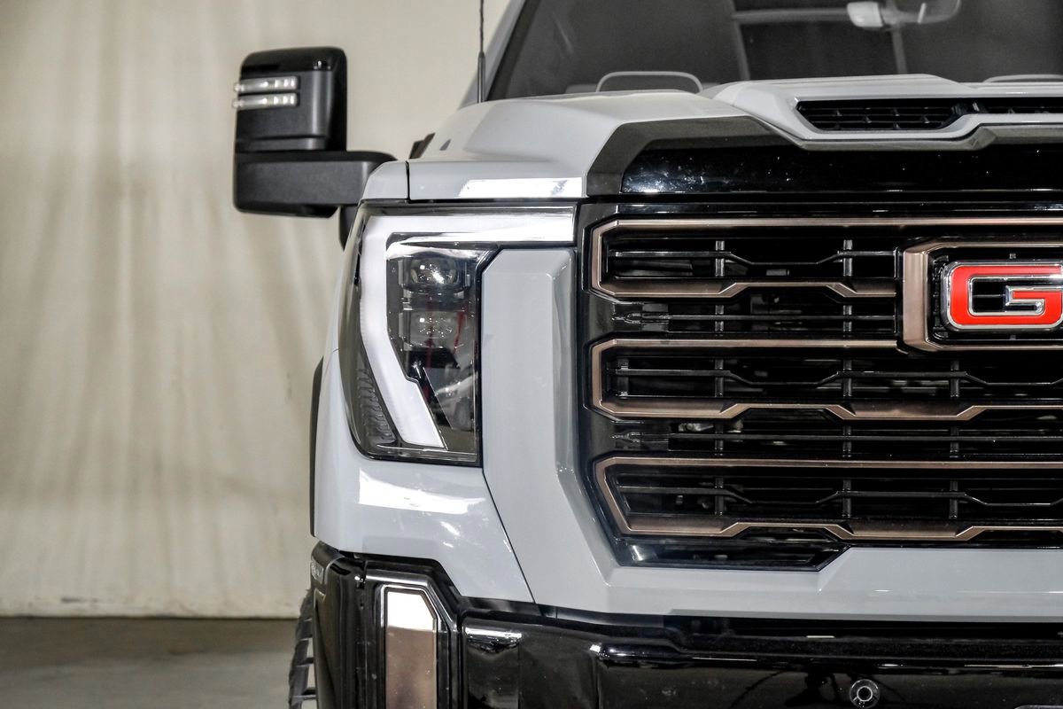Used 2024 GMC Sierra 2500 AT4X image 39
