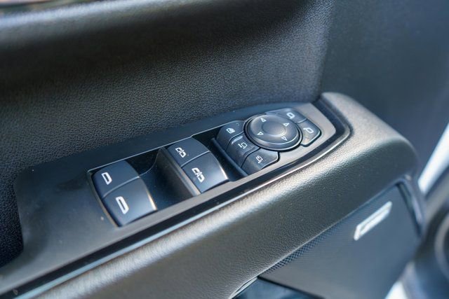 Used 2025 GMC Sierra 2500 AT4 AWD/4WD image 19