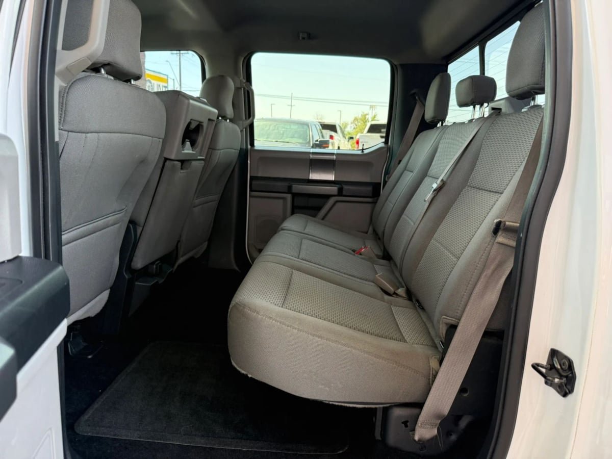 Used 2016 Ford F150 XLT w/ Equipment Group 302A Luxury AWD/4WD image 41