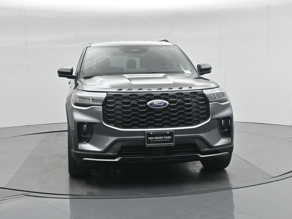 New 2026 Ford Explorer ST-Line w/ ST-Line Street Pack RWD image 29