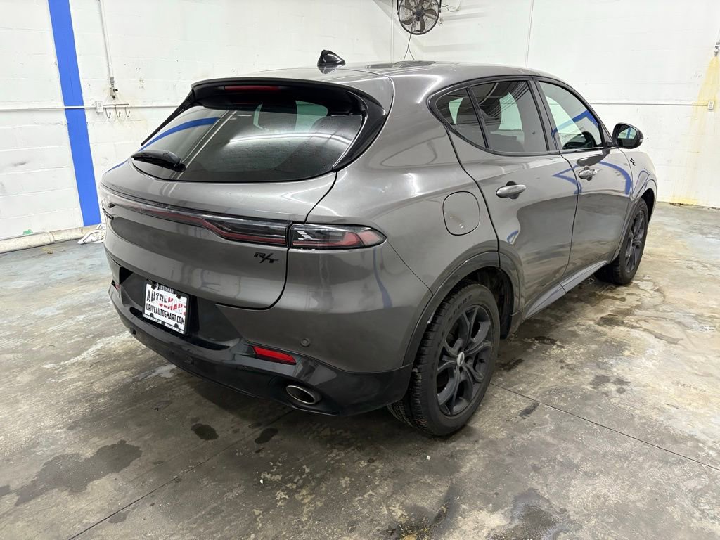 Used 2024 Dodge Hornet R/T w/ R/T Blacktop Package image 3