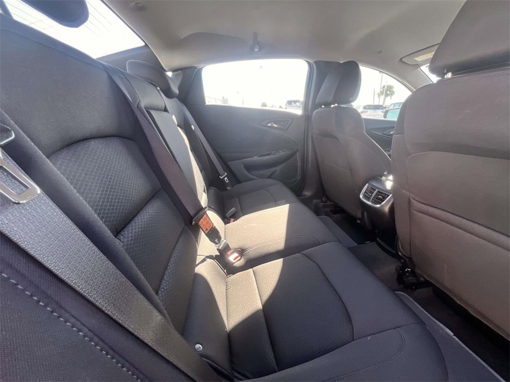 Used 2024 Chevrolet Malibu LT image 16