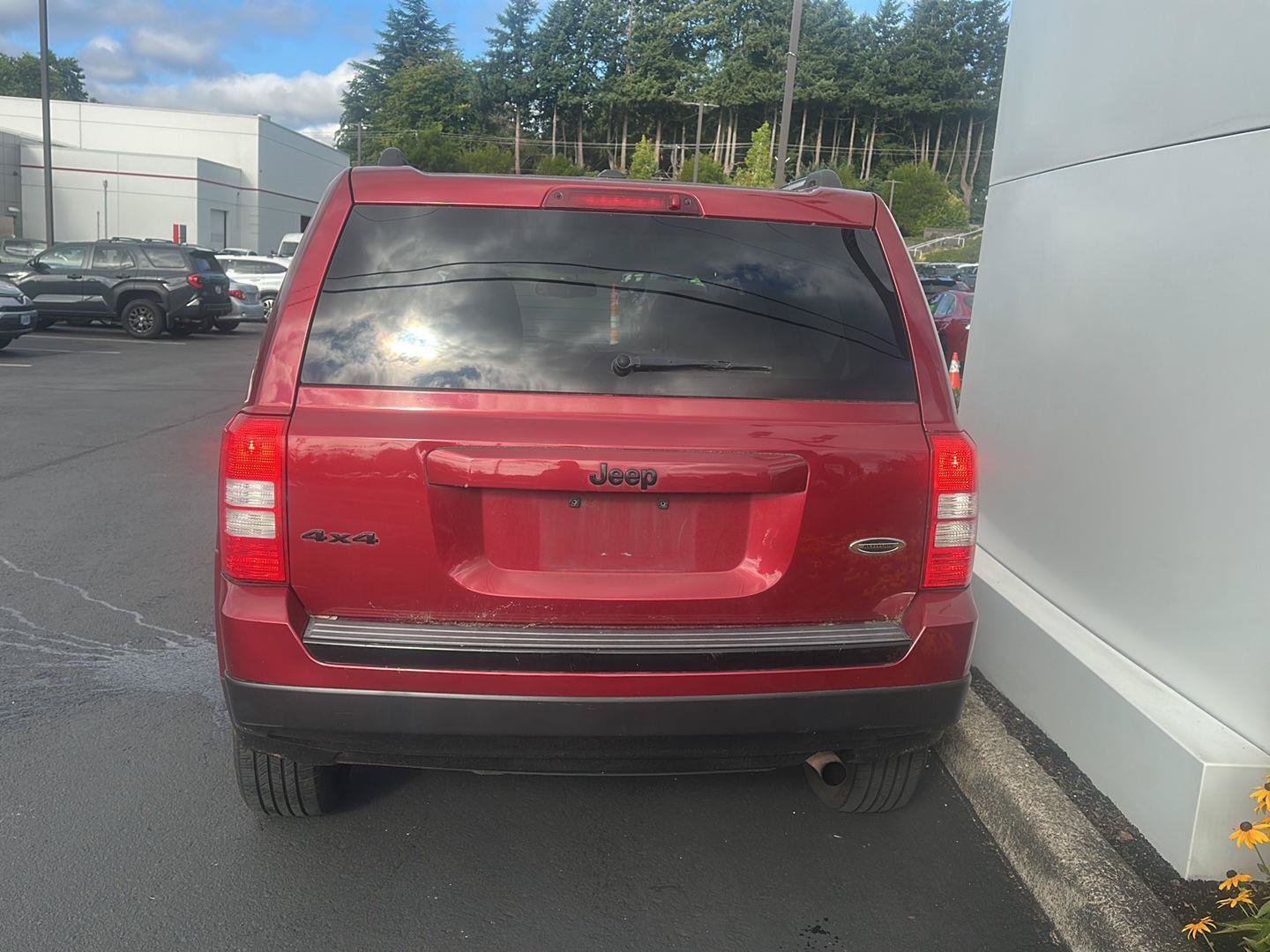 Used 2015 Jeep Patriot Sport w/ Power Value Group AWD/4WD image 7