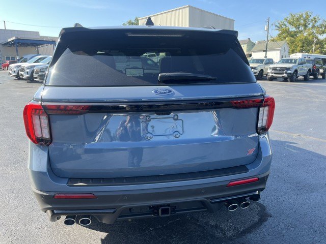 New 2026 Ford Explorer ST w/ Sun And Sound Package AWD/4WD image 7