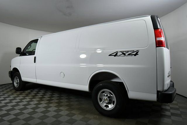 New 2025 Chevrolet Express 3500 Extended w/ Driver Convenience Package image 14