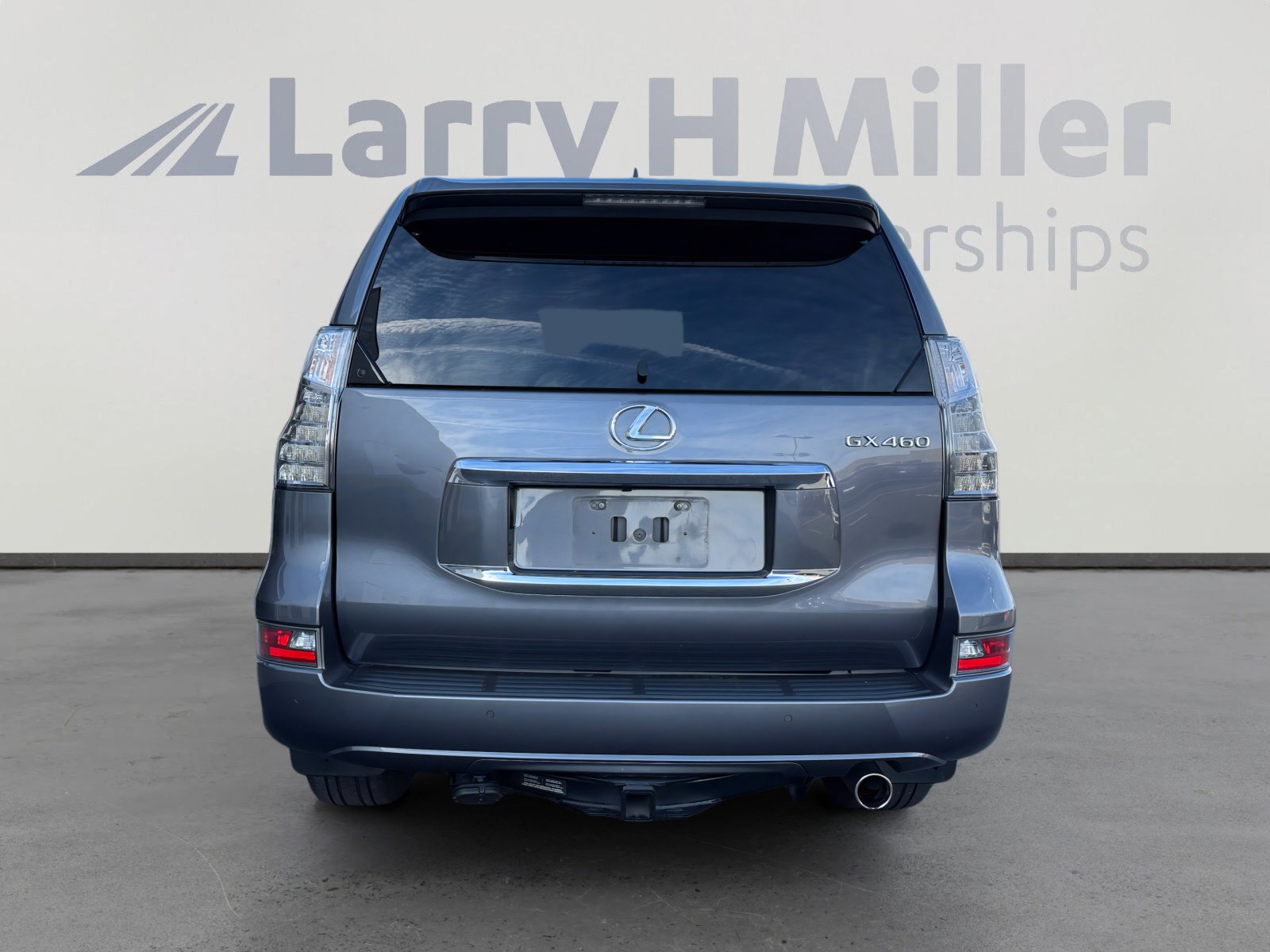 Used 2015 Lexus GX 460 image 4