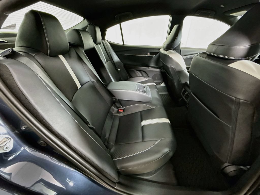 New 2026 Toyota Camry SE w/ Convenience Package FWD image 25
