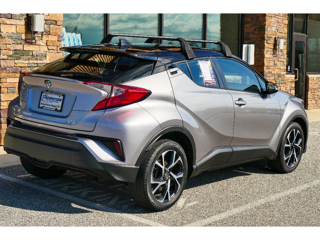 Used 2019 Toyota C-HR XLE image 3