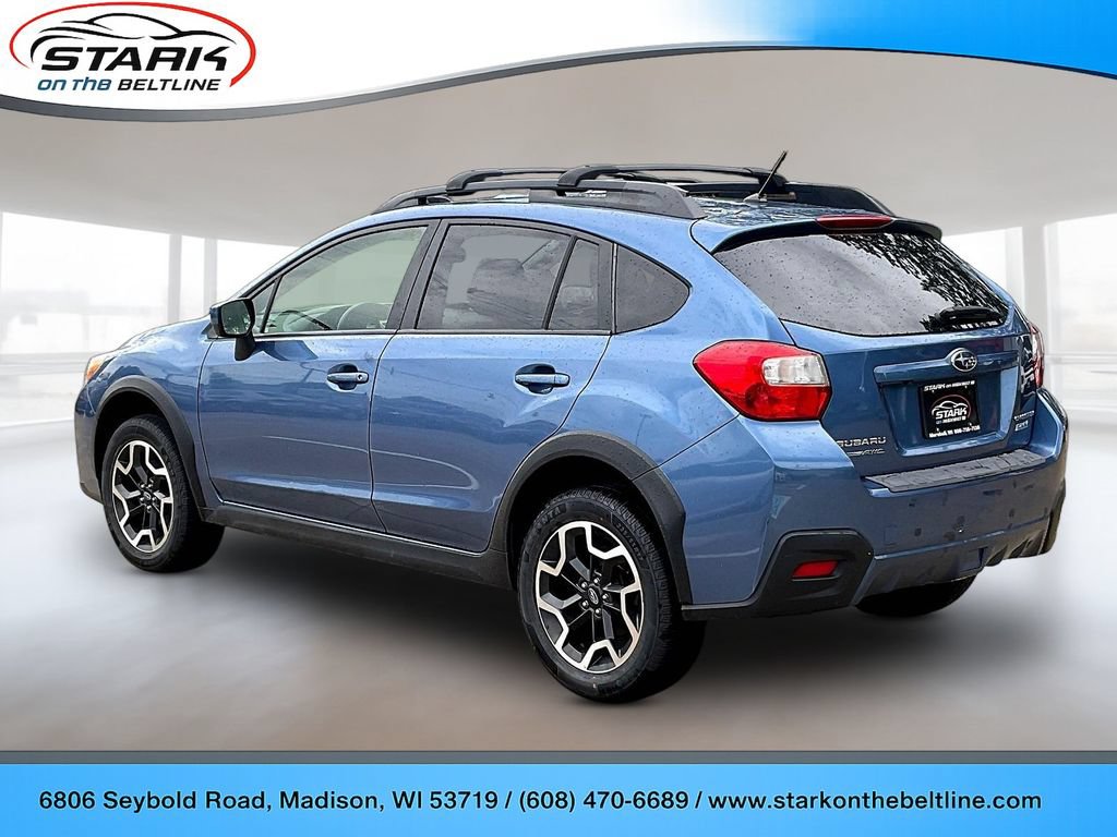 Used 2017 Subaru Crosstrek 2.0i Premium w/ Moonroof Package AWD/4WD image 4