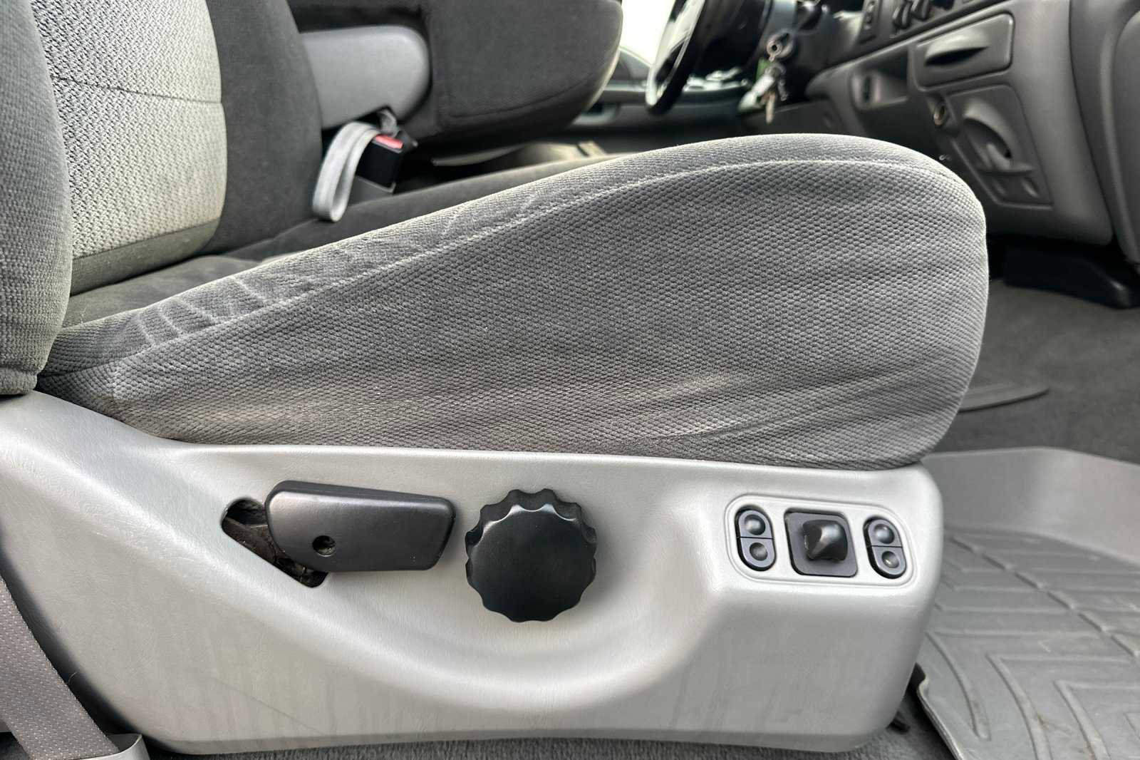 Used 2002 Ford F350 XL image 21