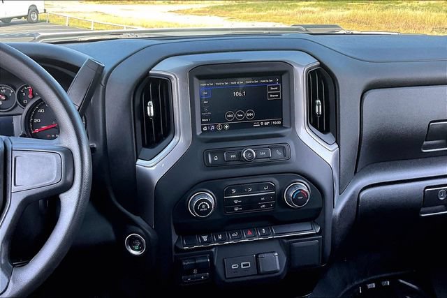 Used 2025 Chevrolet Silverado 2500 W/T w/ WT Convenience Package AWD/4WD image 10