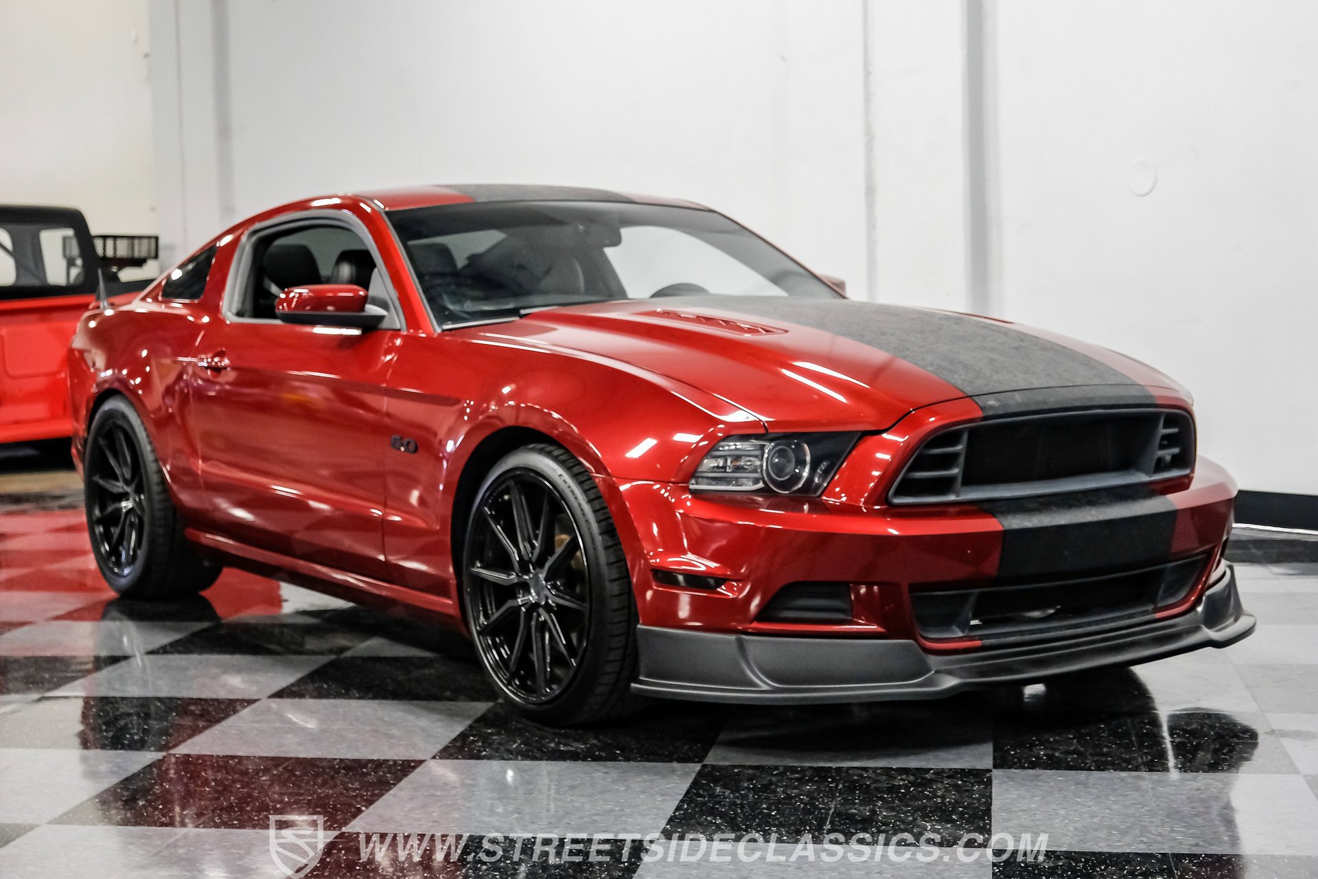 Used 2014 Ford Mustang GT Premium RWD image 17