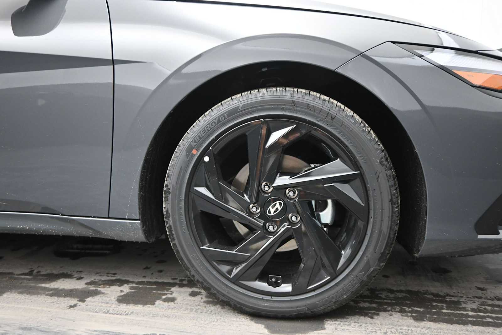 New 2026 Hyundai Elantra SEL Sport FWD image 10