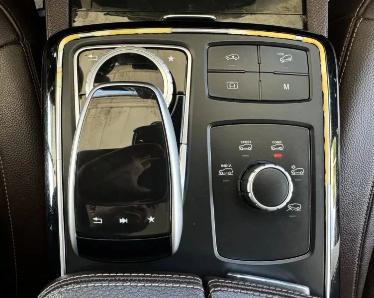 Used 2018 Mercedes-Benz GLS 450 4MATIC w/ Premium Package image 38
